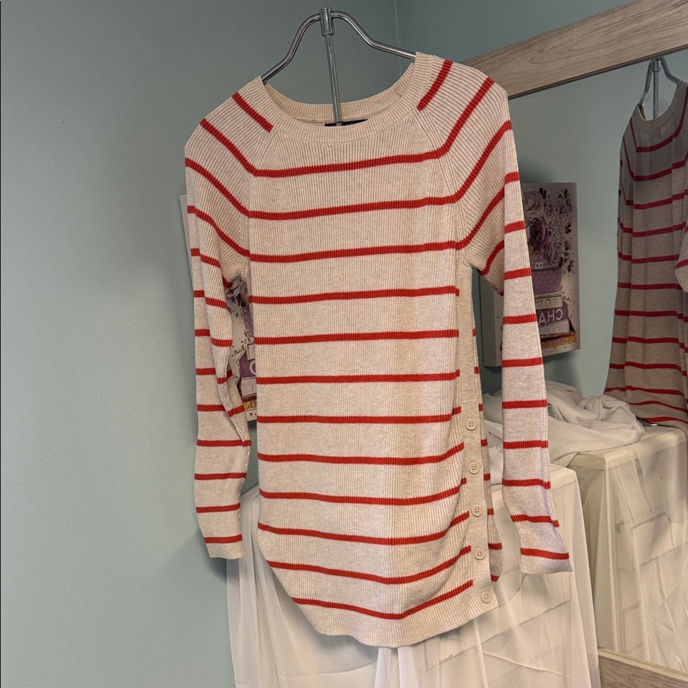Banana Republic Cream & Rust Orange Striped Knit Sweater Small